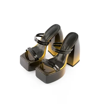 Kadın platform sandaletler Sarı Degrade Patent deri ayakkabı Serin Yaz Ayakkabı Kalın Yüksek Topuk Konfor Yürüyüş Bayanlar Sandalias